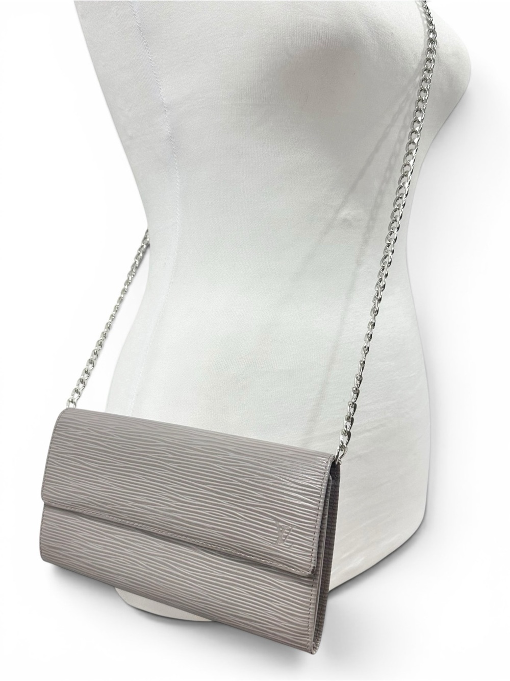 Louis Vuitton Lilac Purple Gray Epi Leather Sarah Wallet on Chain